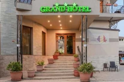Hotel Grand, photo 1