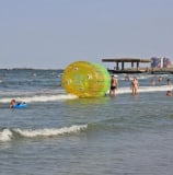 Distractie pe Plaja Cubana, Mamaia