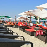 Relaxare pe litoral. Plaja din Mamaia