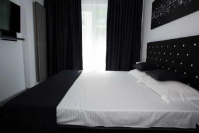 Foto Hotel Black & White 2 Mamaia Nord