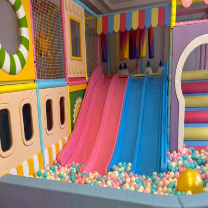 Hotel Saturn 28