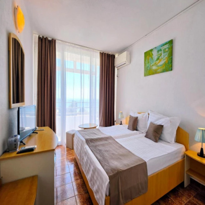 Foto Hotel Cerna Saturn