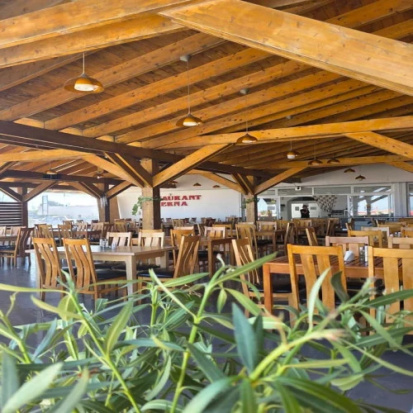 Foto Hotel Cerna Saturn