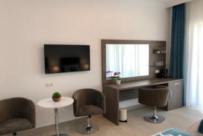 Foto Villa Navona - Locatie noua, deschisa in 2019 Saturn