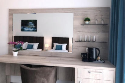 Foto Villa Navona - Locatie noua, deschisa in 2019 Saturn