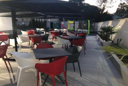 Foto Villa Navona - Locatie noua, deschisa in 2019 Saturn