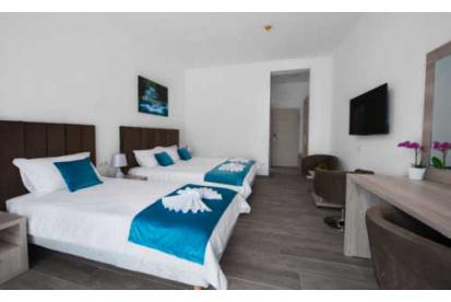 Foto Villa Navona - Locatie noua, deschisa in 2019 Saturn