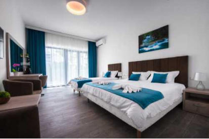 Foto Villa Navona - Locatie noua, deschisa in 2019 Saturn