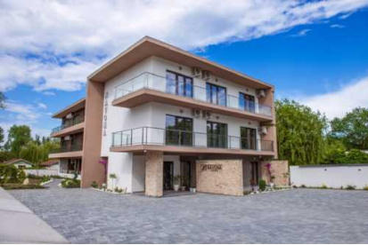 Foto Villa Navona - Locatie noua, deschisa in 2019 Saturn