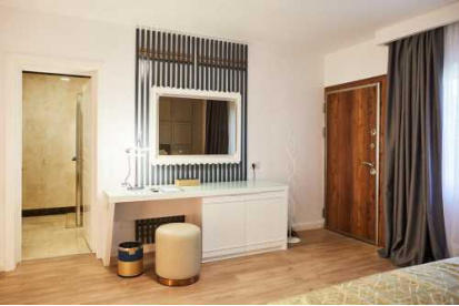 Foto  Lebada Luxury Resort & Spa Crisan