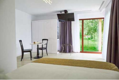 Foto  Lebada Luxury Resort & Spa Crisan