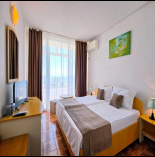 Hotel Cerna Saturn