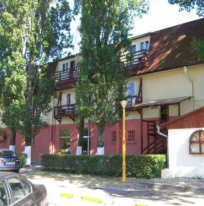  Dona Mamaia
