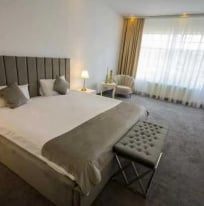 hotel Queen Vera Mamaia
