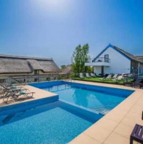 pensiune Delta Boutique & Carmen Silva Resort Crisan