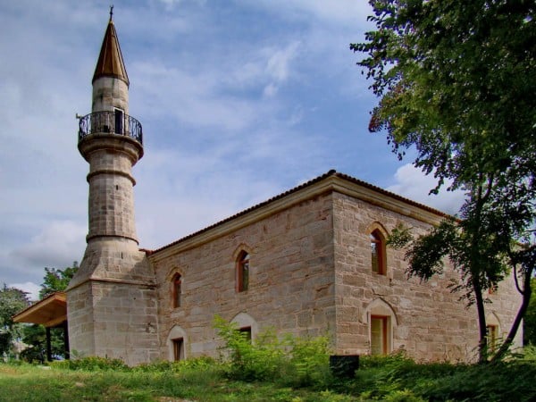 Moscheea Esmahan Sultan Mangalia