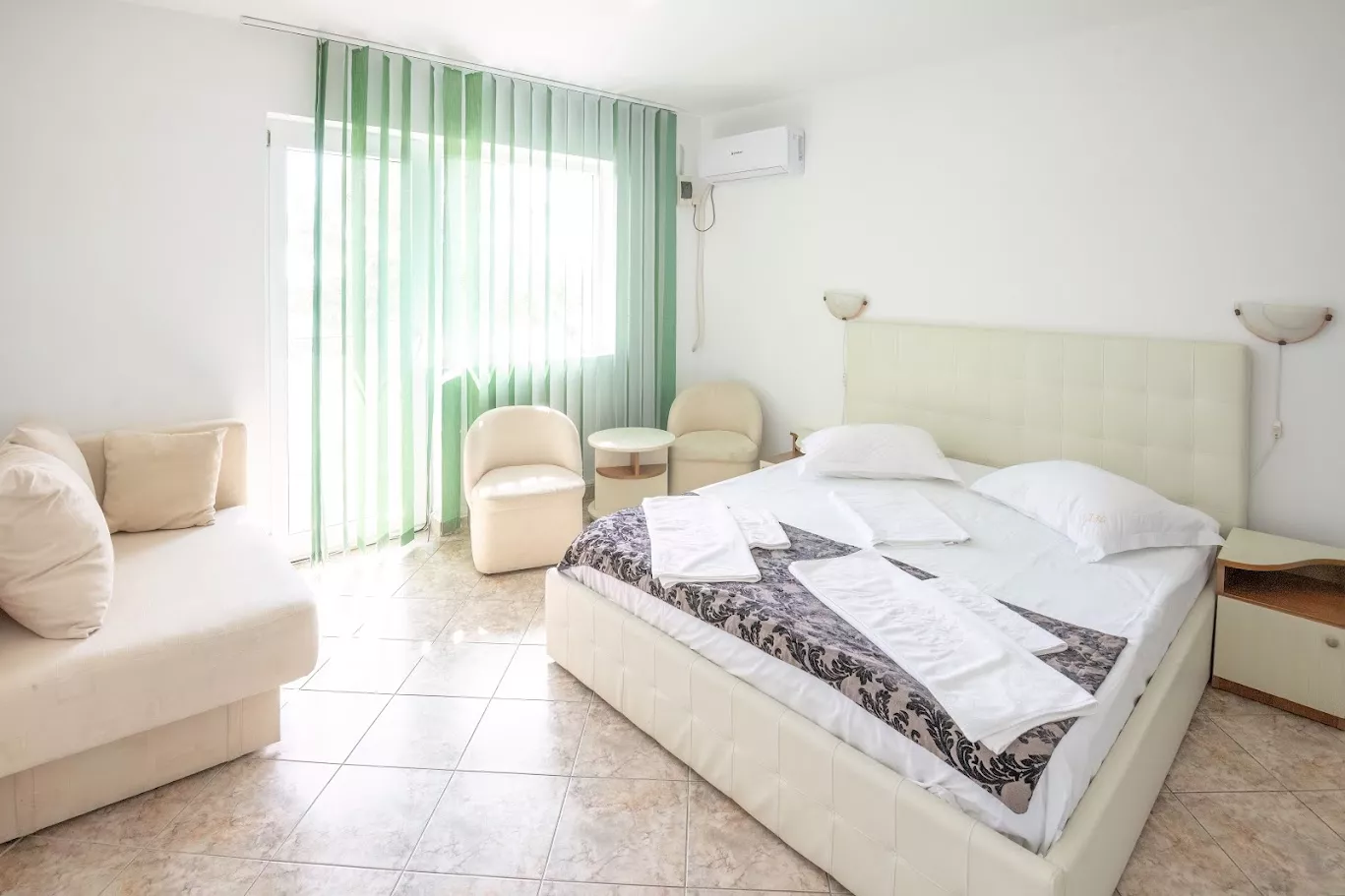 Triple room with balcony* — 2