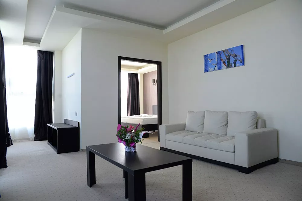2 bedroom suite