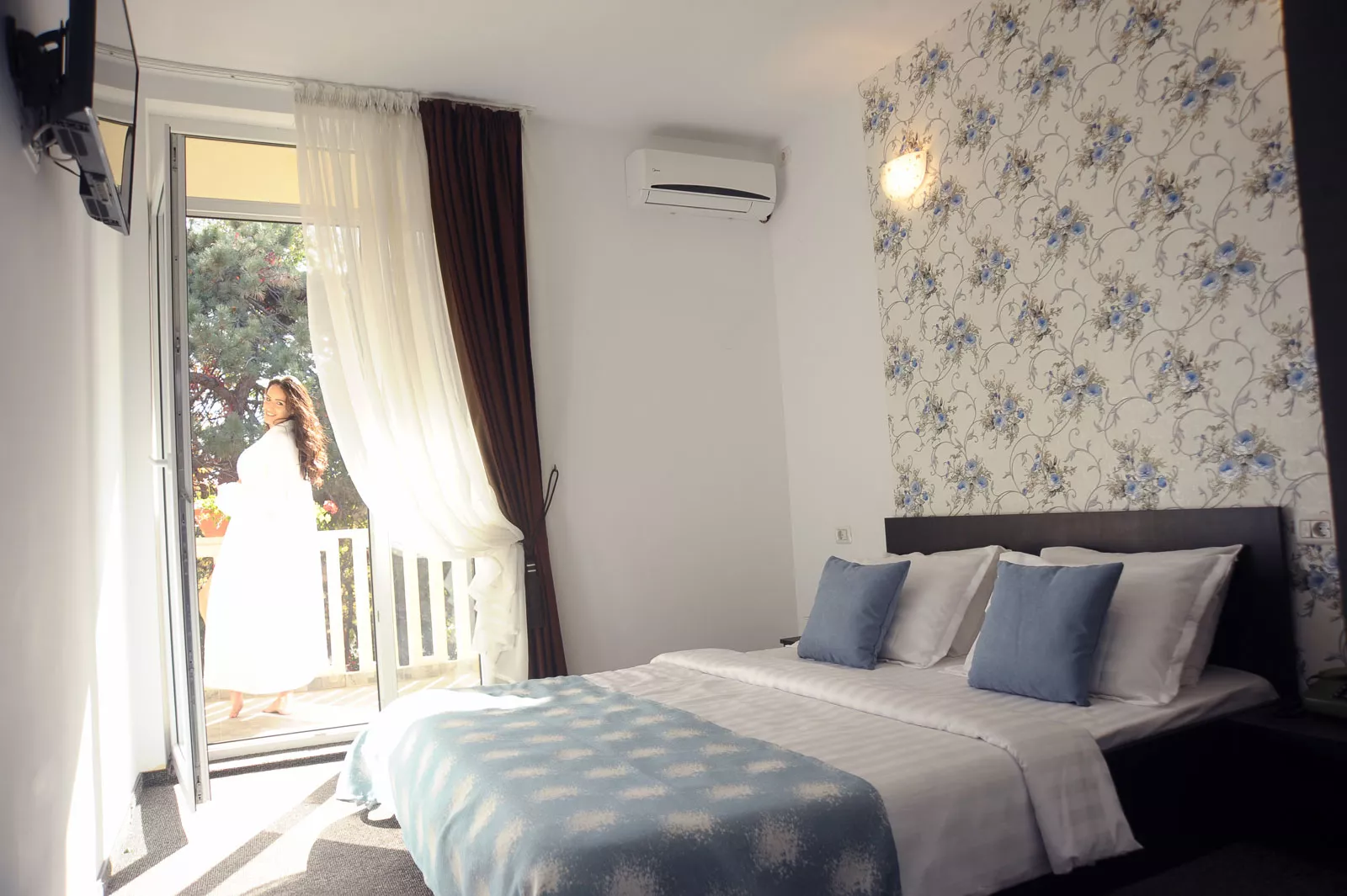 Standard double room — 2