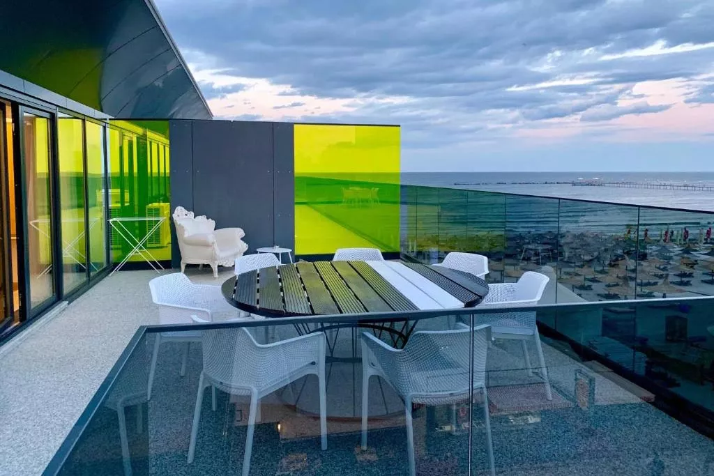 Family Penthouse — 5