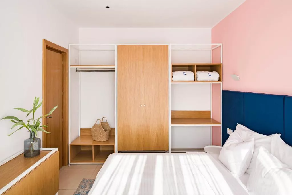 Classic Suite (Promenade View) — 4
